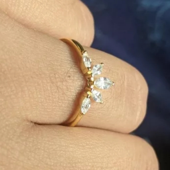 925 Sterling Silver Yellow Gold Cubic Zirconia - Picture 3 of 12